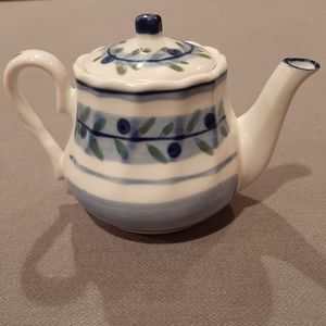 Small Teapot
